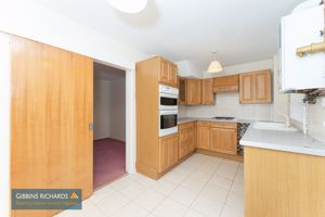 Kitchen/Diner- click for photo gallery